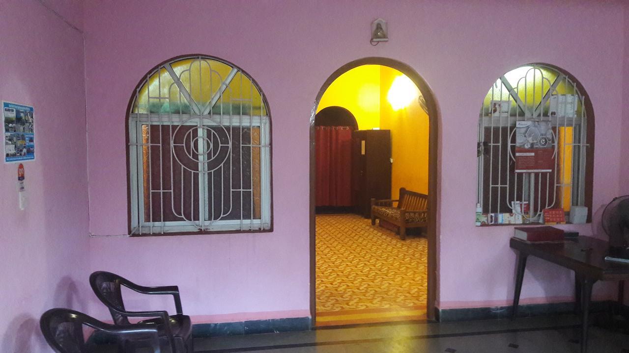 Ashley Holiday House Hotel Calangute Exterior photo